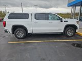 Used 2022 GMC Sierra 1500 AT4 w/ Technology Package image 2