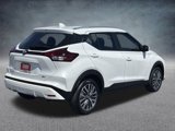 Used 2024 Nissan Kicks SV image 3