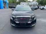 Certified 2024 GMC Terrain SLT image 3