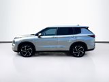 Used 2022 Mitsubishi Outlander SE image 4