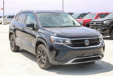 Certified 2022 Volkswagen Taos SE image 3
