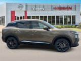 New 2025 Nissan Kicks SR image 2