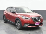 Used 2020 Nissan Kicks SR image 2
