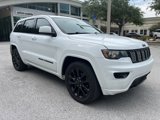 Used 2018 Jeep Grand Cherokee Altitude image 2