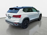 Certified 2024 Volkswagen Taos SE image 3