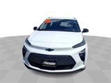 Certified 2022 Chevrolet Bolt EUV LT w/ Comfort Package image 3