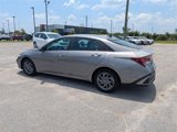 Used 2024 Hyundai Elantra SEL image 5