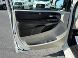 Used 2013 Dodge Grand Caravan SE image 5