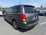 Used 2017 Dodge Grand Caravan SXT image 4