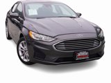 Used 2020 Ford Fusion SE image 2