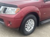 Used 2020 Nissan Frontier SV image 2