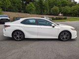 Used 2018 Toyota Camry SE image 4