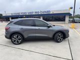 Certified 2022 Ford Escape SE w/ SE Sport Appearance Package image 4