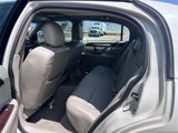 Used 2006 Lincoln Town Car Signature Limited image 6