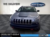 Used 2018 Jeep Cherokee Trailhawk image 3