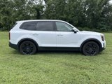 Used 2022 Kia Telluride EX w/ EX Premium Package image 5