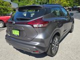Used 2024 Nissan Kicks SR image 3