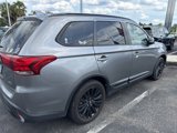 Used 2020 Mitsubishi Outlander LE image 3