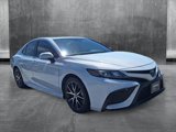 Used 2023 Toyota Camry SE image 3