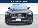 Used 2020 Volvo XC90 T6 Momentum image 2