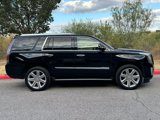 Used 2016 Cadillac Escalade Luxury image 3