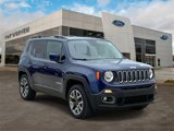 Used 2017 Jeep Renegade Latitude w/ Cold Weather Group image 6