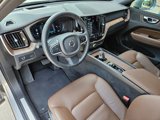 Used 2022 Volvo XC60 B5 Momentum w/ Advanced Package image 4