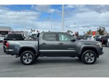 Used 2019 Toyota Tacoma TRD Sport image 3