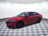 Used 2022 Hyundai Elantra SEL w/ Convenience Package image 2