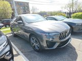 Used 2022 Maserati Levante GT image 3