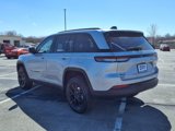 New 2025 Jeep Grand Cherokee Altitude image 5