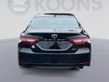 Used 2018 Toyota Camry XLE image 5
