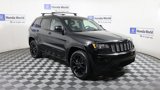 Used 2018 Jeep Grand Cherokee Altitude image 3