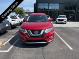 Used 2017 Nissan Rogue S image 2