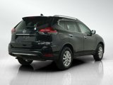 Used 2017 Nissan Rogue SV image 5
