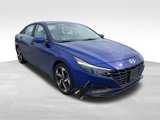 Used 2022 Hyundai Elantra Limited image 5
