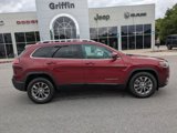Used 2020 Jeep Cherokee Latitude Plus w/ Comfort/Convenience Group image 3