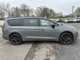 New 2025 Chrysler Pacifica Limited image 5