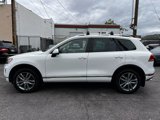 Used 2015 Volkswagen Touareg Sport image 6