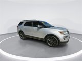 Used 2019 Ford Explorer XLT w/ Equipment Group 202A image 2
