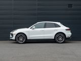 Used 2025 Porsche Macan image 2