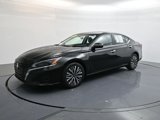 Used 2024 Nissan Altima 2.5 SV image 3
