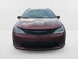Used 2018 Chrysler Pacifica Limited w/ S Appearance Package image 2