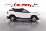 Used 2023 GMC Terrain SLE w/ Driver Convenience Package image 4