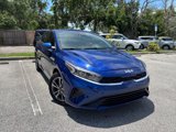 Used 2022 Kia Forte LXS w/ LXS Technology Package image 4