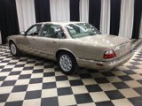 Used 1998 Jaguar XJ8 image 4