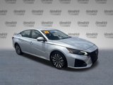 Used 2023 Nissan Altima 2.5 SV image 2