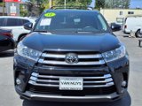 Used 2017 Toyota Highlander Limited image 4