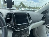 Used 2019 Jeep Cherokee Limited image 5