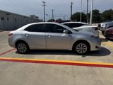 Used 2017 Toyota Corolla LE image 4